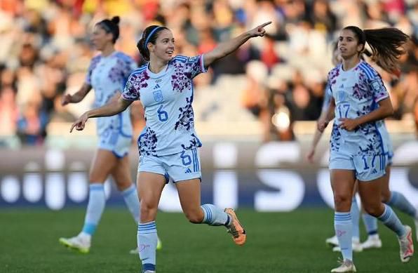国内高清久久久久久久久
