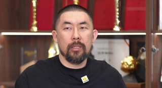 亚洲午夜在线观看